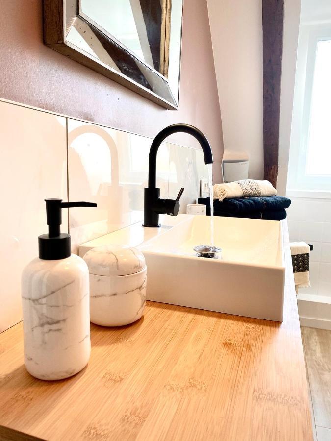 Appartement Le Lit De L Odet Кимпер Екстериор снимка